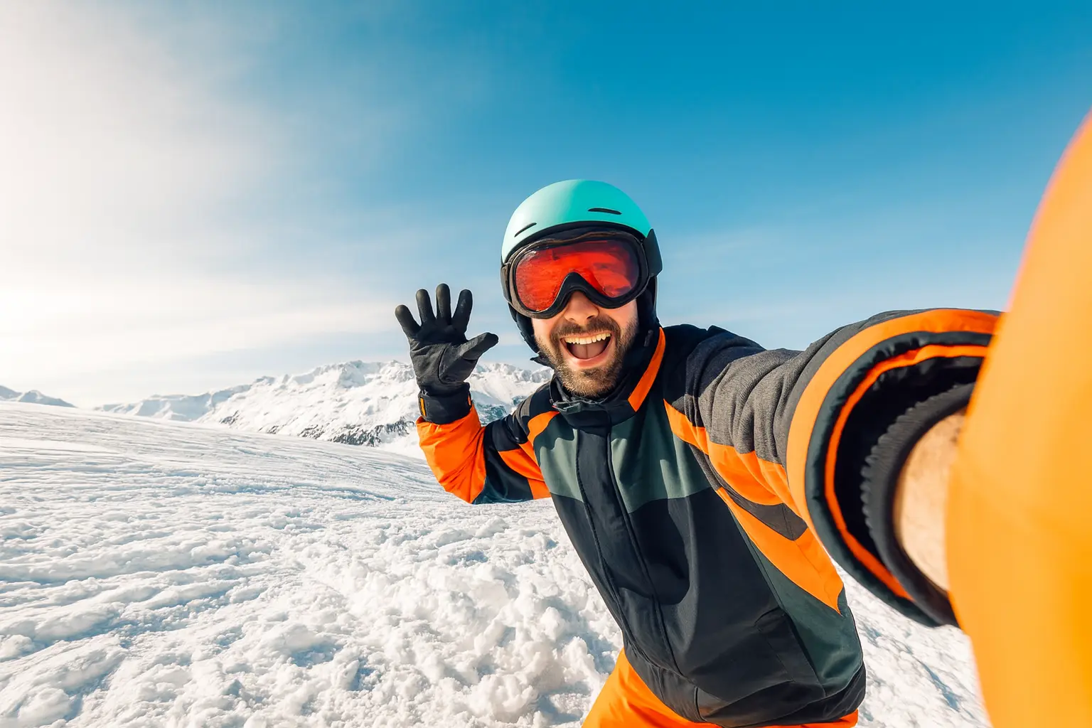 Čovek pravi selfi na skijalištu u Srbiji